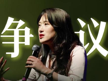 这里我想声明一下
我如果只想要流量,
这个视频完全可以选边站,流量更大,
但我还是想选那条最难的路——
说真话、公正、保护双方利益的路。
如果我站边,
那些愿意改变的家长会更难以跟老师正常沟通,
网络引发家长的焦虑只会不减反增,
所以希望老师们不要质疑我的发心,
我的的确确是为老师们着想的。
事情发展到现在,
就是因为我觉得下面1000多条老师的留言
比我个人利益更重要。
我做了6年家校互动,真的看到很多老师的不容易,
所以我发这个视频绝不是为了“和稀泥”,
我希望负责任的老师被看见、被保护,
也希望给愿意改变的家长指明道路,
我希望给喜欢我的家长和老师
创造一个互相信任的环境,促进家校关系和谐。
我知道现实有诸多困难,
但是只有我们去相信美好,美好才会发生。
#沈奕斐 #教育 #家庭教育 #学校教育 #沈奕斐回应