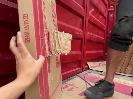 第一次拉瓷砖,不碎是不可能的,你们猜猜我赔了多少钱 #记录真实生活 #vlog日常 #卡车司机