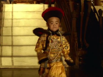 清朝灭亡后,皇亲国戚如丧家之犬,14万的满清贵族去哪了?