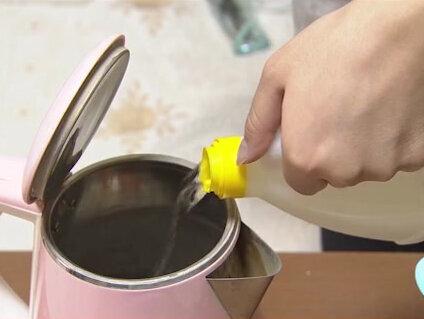 快速去除水壶水垢,这个方法秒杀啤酒加小苏打,终于学到好用的@抖音小助手 #够真出涩c位出道 #我要上热门