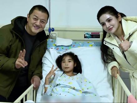 1300万粉丝博主“楠姐-徐楠楠”向嫣然医院捐款500万元,曾想补齐所有资金缺口,李亚鹏称“大家量力而行就可以了” #嫣然医院 #李亚鹏 #楠姐徐楠楠