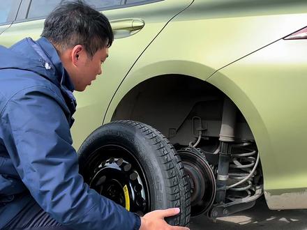 我是包子,今天教大家如何更换影豹的备胎#汽车知识 #广汽传祺 #影豹 @广汽传祺 @抖音小助手 @懂车帝App