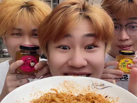 这个火鸡面跟上次一样难吃,你们知道为什么吗?