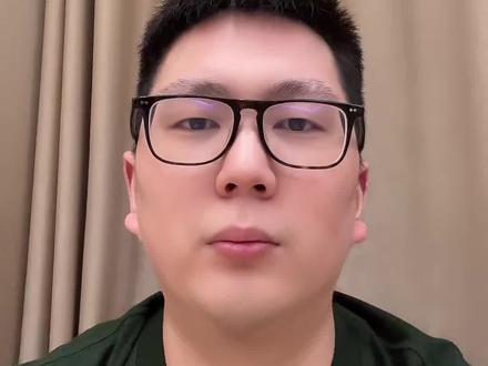 向鹏真男人有格局! #向鹏 #向鹏回应缺席三站wtt赛事 #国乒 #网络舆论
向鹏这次主动发文澄清退赛原因,简单直接又特别有担当。他主动堵住谣言,不让外界胡乱猜测,避免流言抹黑国乒队伍。既替教练组省去应对舆论的麻烦,也不让队友无端被牵连,用自己的坦诚守护整个团队,这份集体荣誉感和懂事担当,值得肯定。