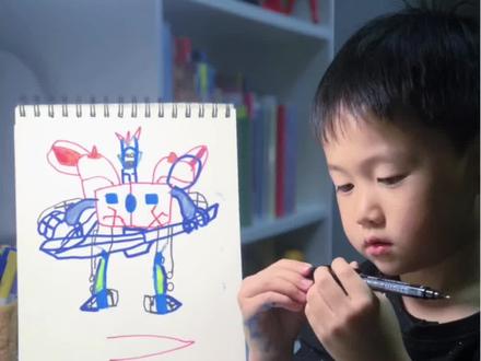 我的绘画日记第104天
「泽塔 赛罗 擎天柱」合体简笔画来了
#儿童创意绘画 #泽塔奥特曼 #赛罗奥特曼 #擎天柱 #真实生活分享计划