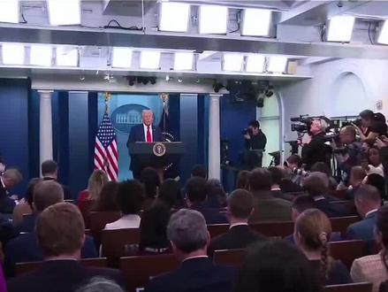 特朗普宣布柬埔寨泰国停火,话刚落音,泰军炸毁柬方大桥