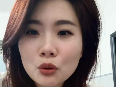 瑞幸疯了!直接上一整颗生椰,零售人要哭晕#就想说点大实话 #瑞幸咖啡 #一整颗生椰 #椰子蛋 #半开椰子蛋