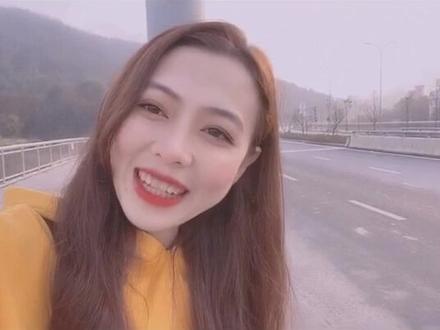 请你爱人爱到七分满,余下三分爱自己,不要在爱情中迷失自己!不要忘了本我!