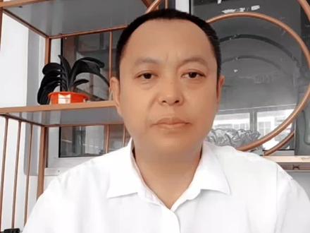 许多人都会问征信报告会多久更新一次一般来说个人征信系统每一到两个月会进行一次更新在用户申请完贷款或还清贷款后相关记录并不会立刻出现在个人征信报告中相反贷款机构需要将相关资料上报央行并等待审核通过后才能体现在个人征信报告中因此有时候用户可能要等到下个月才会在征学报告中看到上个月的数据#专业的事交给专业的人 #征信