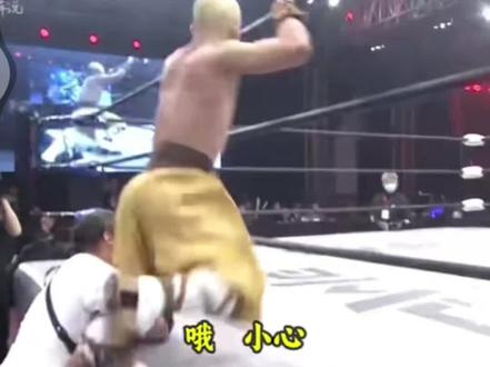 美国选手来华挑战少林功夫,小金刚霸气出战一比二