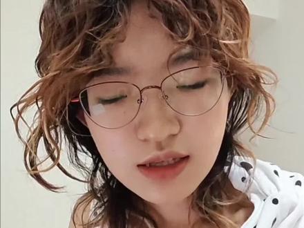 19岁,挑战给小龙虾装一个AI大脑 搭建AI自动赚钱系统claw-brain第1天。
今天本来只是想理清思路,结果系统架构确认完了,部署路径也规划好了,核心代码已经在跑。
最大的收获:不要让AI教你用AI。不给步骤,只给标和边界,才能最大化发挥AI的智慧。
明天看运行结果,根据反馈做调试。对于没有代码基础的我,估计要解决不少难题。
关注我,一起见证AI自主决策系统的诞生!#AI #vibecoding #超级个体 #AI开发 #openclaw
