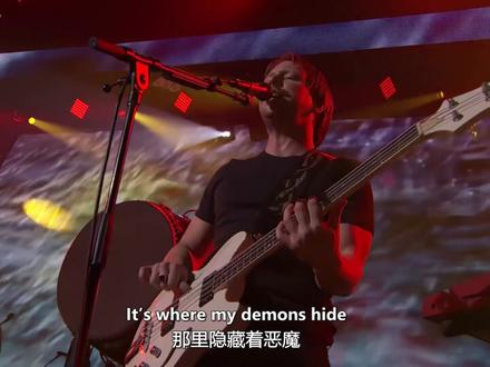 梦龙Imagine Dragons《Demons》#音乐现场 #摇滚现场 #传奇永不谢幕 #好听英文歌曲 #演唱会 #戴上耳机 视频来自b站up主 音乐私藏馆