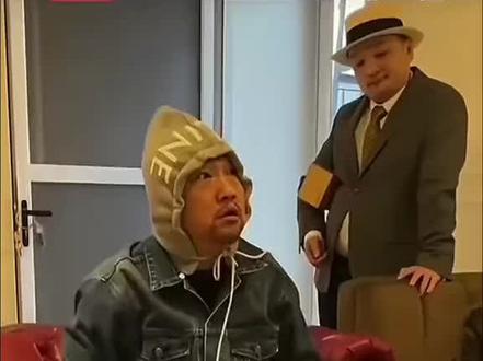 到底那个地方的人说法正确。#看一遍笑一遍 #气质这一块拿捏死死的 #搞笑 #爆笑名场面 #神操作
