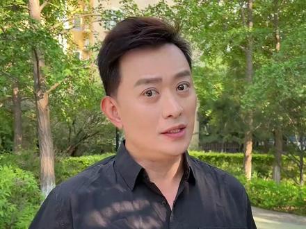 进播秒抢!黄海冰福利价!海龟爸爸小光盾防晒史低 2.5 折,拍 1 发 12 超值套,SPF50 + 高倍防护,宝宝夏日晒不黑!# 海龟爸爸小光盾 #儿童防晒 #黄海冰直播