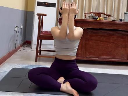 一张纸快速激活前锯肌|改善翼状肩胛#瑜伽#居家锻炼 #前锯肌#翼状肩胛