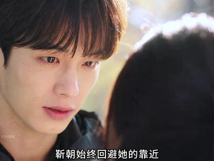 经过兜兜转转,两人解开误会又到了一起 #双轨暧昧成什么样了#姜暮#虞书欣#双轨#影视解说