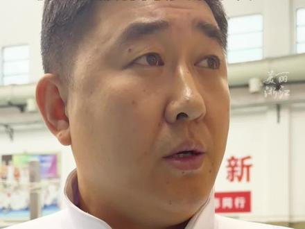 浙江男排U20、U18的身高近两米,在全国都是最高!教练:“现在进队标准是2米,很多运动员父母是山东、安徽等地。”