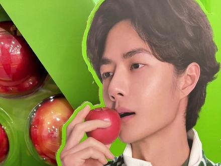 #乐淇苹果 #王一博 前几天就看到信息说代言了乐淇 一直忙着 今天空了去了趟山姆 最显眼的位置 一来就找到了 好可爱的宝宝 #山姆会员店