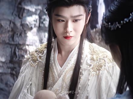 “最珍贵的已经在我身边了” #寄灵 #露芜衣