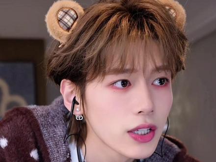 谁曾想,3.0版本是静音跳的,我们家的小笨熊其实是颜值+抽象主包,太可爱了我去#孙恩盛跳张函瑞进行曲 #张函瑞进行曲 #孙恩盛 #恩盛723 @孙恩盛