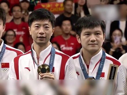 樊振东遭遇新年首败,却演绎了一场跨越时光的温暖传承 #温瑞博#樊振东