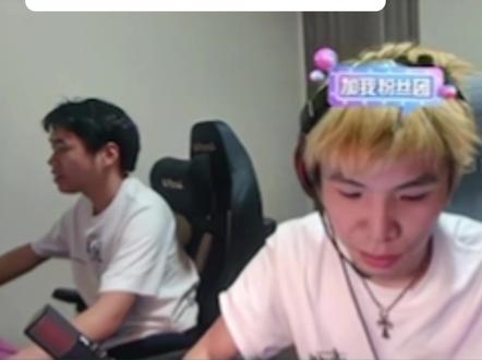 刘哲:感觉老弟是考完试站起来大喊全对那种人! @阿哲什么都发 @aka落壳 #阿哲 #阿哲什么都会 #aka落壳 #直播录屏分享