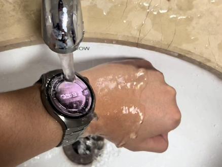 华为手表防水吗?进水了怎么办? #华为手表#watch5#二手