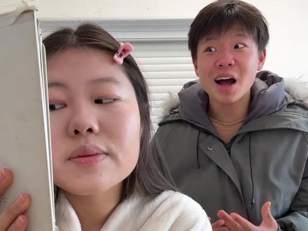 弟弟不是每天素颜朝天妆都不会化吗#孙子逊 #搞笑 #姐姐平时都化这么浓的妆吗