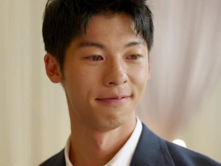 那些年陪你看爱情电影的人,今年跨年还会陪你去看《他年她日》吗#跨年电影他年她日#许光汉#爱情#袁澧林