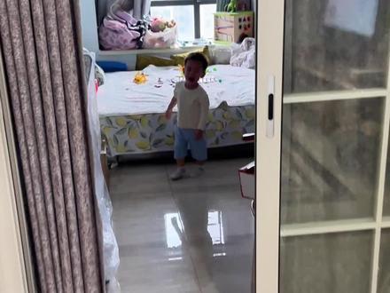 一种新的道歉方式 错不起我对了~ #反向育儿 #发脾气的宝宝 #一种新的道歉方式#抖音玩法合伙人计划 #宝宝独白玩法研究所