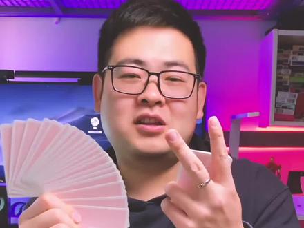 教你如何用扑克牌开扇,人人都能掌握的魔术技巧@抖音小助手