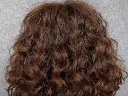 蛋蛋卷排杠,如果没有天赋,那就不断重复,加油#烫发 #烫发技术分享 #烫发教程 #计翔分享烫发