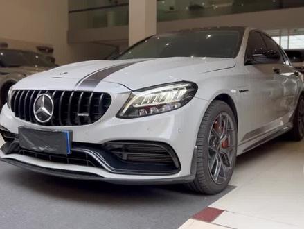 开不上amg只是暂时的,努力吧少年!奔驰c级c63平角包围!#奔驰c级 #奔驰amgc63 #奔驰c63包围