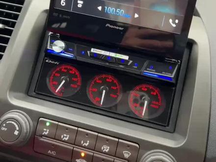 很酷很帅!8代思域,无损改装先锋伸缩屏DVD机AVH-Z7250BT,苹果Carplay,U盘无损,内置蓝牙,发烧级音质,7寸电动伸缩屏,原装进口!