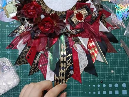 #吧唧托 #手工diy #天官赐福 #花城 天官赐福 花城 诡影迷踪 吧唧托制作过程记录分享,原创不易请勿抄袭哦qwq