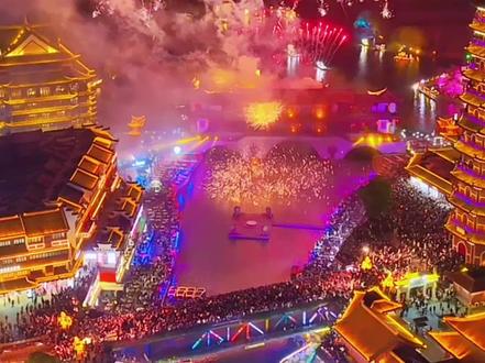 2026年全新升级后的太湖龙之梦攻略来了! 三天多次进出的太湖演艺城、动物世界和冰雪小镇,怎么安排才合适呢,看这篇攻略就够了!#龙之梦太湖古镇大酒店#太湖演艺城#春节福气好去处#太湖龙之梦乐园 #亲子遛娃好去处