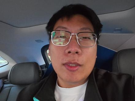 别克至境E7前后屏播放不同内容 我有看到有车主问至境E7这款车后排屏幕和前排屏幕如何播放不同的内容,其实之前在至境世家的视频里简单聊过这个话题,操作方法基本一致,所以今天也简单介绍一下别克至境E7这款车前后屏同时播放不同内容的方法,希望对大家有帮助。
我是茶叶蛋,感谢大家。
#别克 #别克至境E7 #dou是好车 #车知识分享计划
