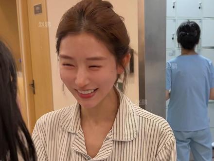 30+脸垮成这样简直天塌了... 出镜人已签署相关肖像授权,此视频不宣导任何风险医疗项目!#上海赵鹏#法令纹#苹果肌下垂#上海注射医生#面部提升