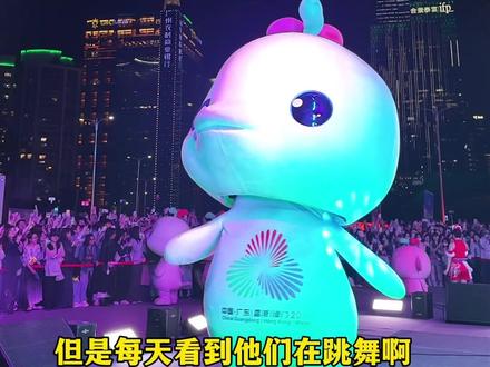 双向奔赴!“大湾鸡”小孩哥与观众暖心互动#大湾鸡