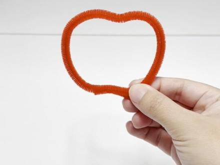 🍎平安果圣诞摇摇乐🌟魔法棒➕挂件轻松get
#手工diy #创意手工 #扭扭棒 #圣诞礼物 #摇摇乐