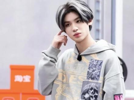 黄明昊上海演唱会抢票攻略#黄明昊 #黄明昊上海演唱会