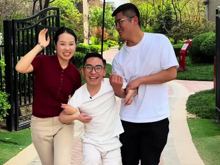 一家人一条心,黄土也能变成金! 普通的人,过着幸福的日子,越来越好!#亲切的一家人 #幸福 #兄妹情深 #记录真实生活