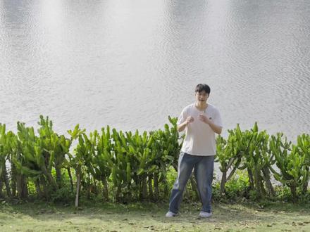 一分钟教你学会神奇控云术!展示物品和旅游vlog超好用!#拍摄剪辑教程 #剪辑教程 #创意剪辑 #ai教程 #青年创作者成长计划