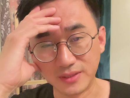 #销售 #销售技巧和话术 #销售实战 邀约参加博览会的客户到达本公司展会现场考察。
