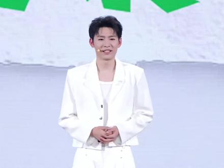 荣耀手表6Plus羽毛球模式让你在球场记录每一个挥拍! #荣耀 #荣耀手表6Plus #荣耀手表 #数码好物 #618