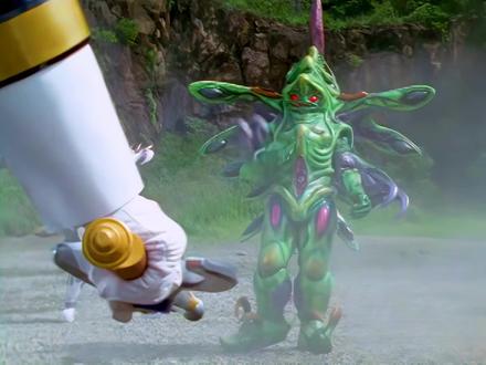 究极体乌拉团灭百兽战队!蓝鲨战死 #超级战队 #百兽战队