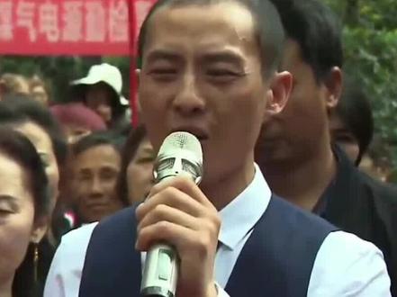 二岁儿子失踪,富商苦苦寻找,32年后再次重逢 #奇闻 #趣事 #民生