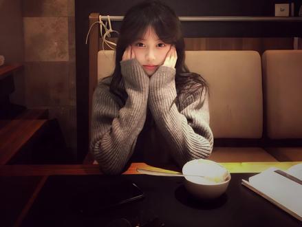 人和人还是淡淡的好 就可以不期待不在意不要求不离开(原博主姐姐@61- )