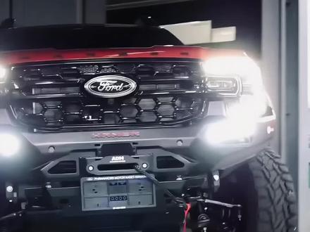 还是没白等!福特小猛禽终于来了,由江铃福特打造,年底上市销售,低配两驱不到16万,你说香不香?#福特Ranger #带你懂车 #福特小猛禽 #汽车