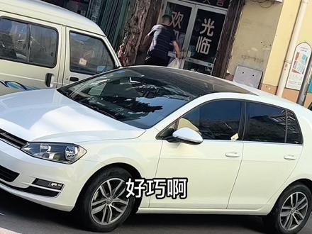 这家店在四马路和民生街交叉路口很好找!土豆粉还好炸串很不错。喜欢的朋友可以来这家试试#美食推荐 #街边小吃 #吃货日常 #妈呀太香了